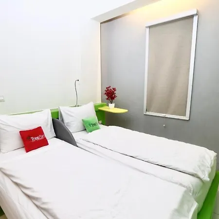 Treepark Hotel Jakarta Airport-3
